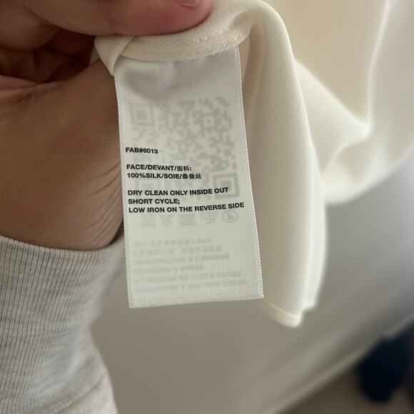 Lafayette 148 Silk Bates Button Down Sz XS - Picture 7 of 7